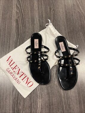 Valentino rock stud sandals flip flops 38